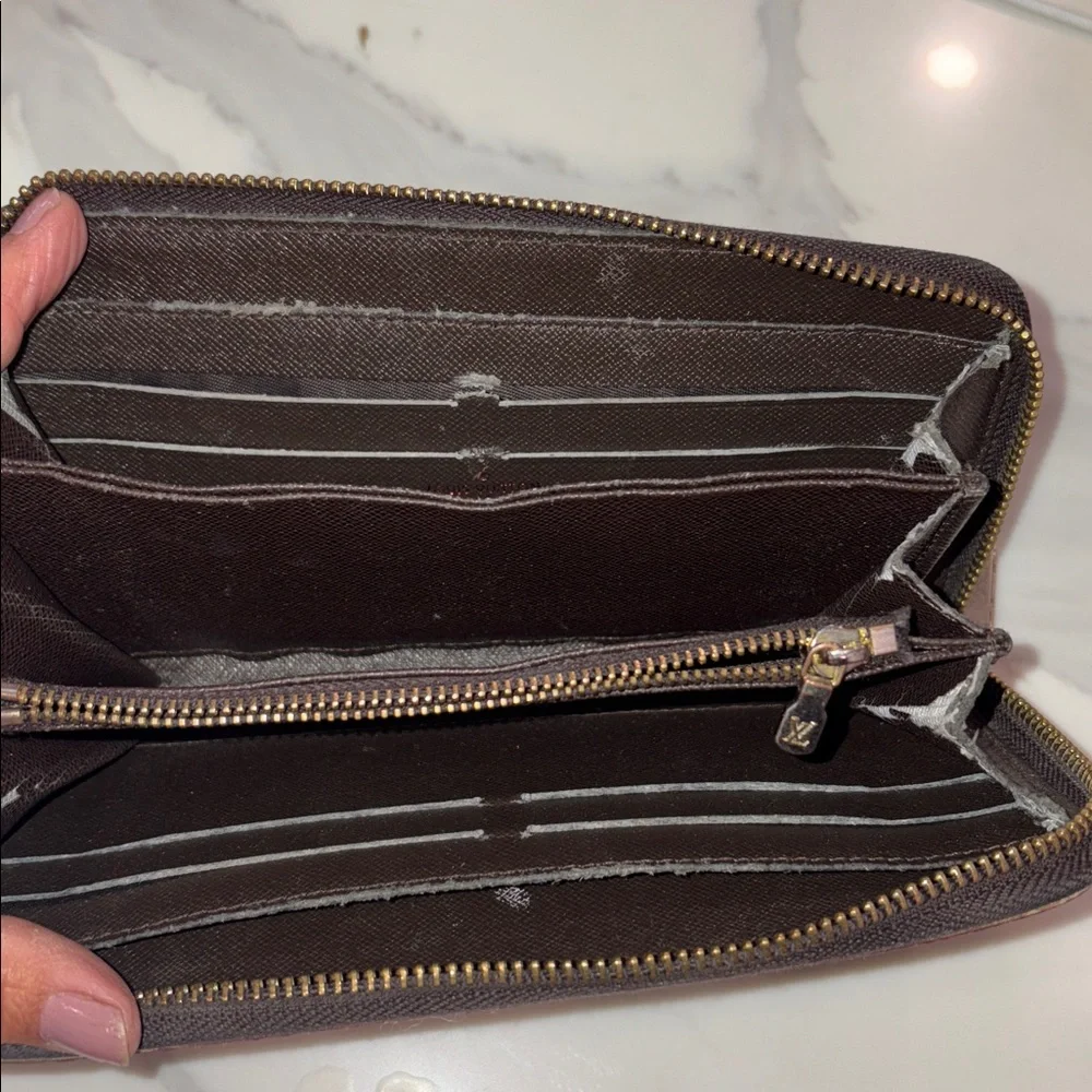 Project Wallet Louis Vuitton Brown Textured Wallet (Project wallet) - Picture 4 of 9